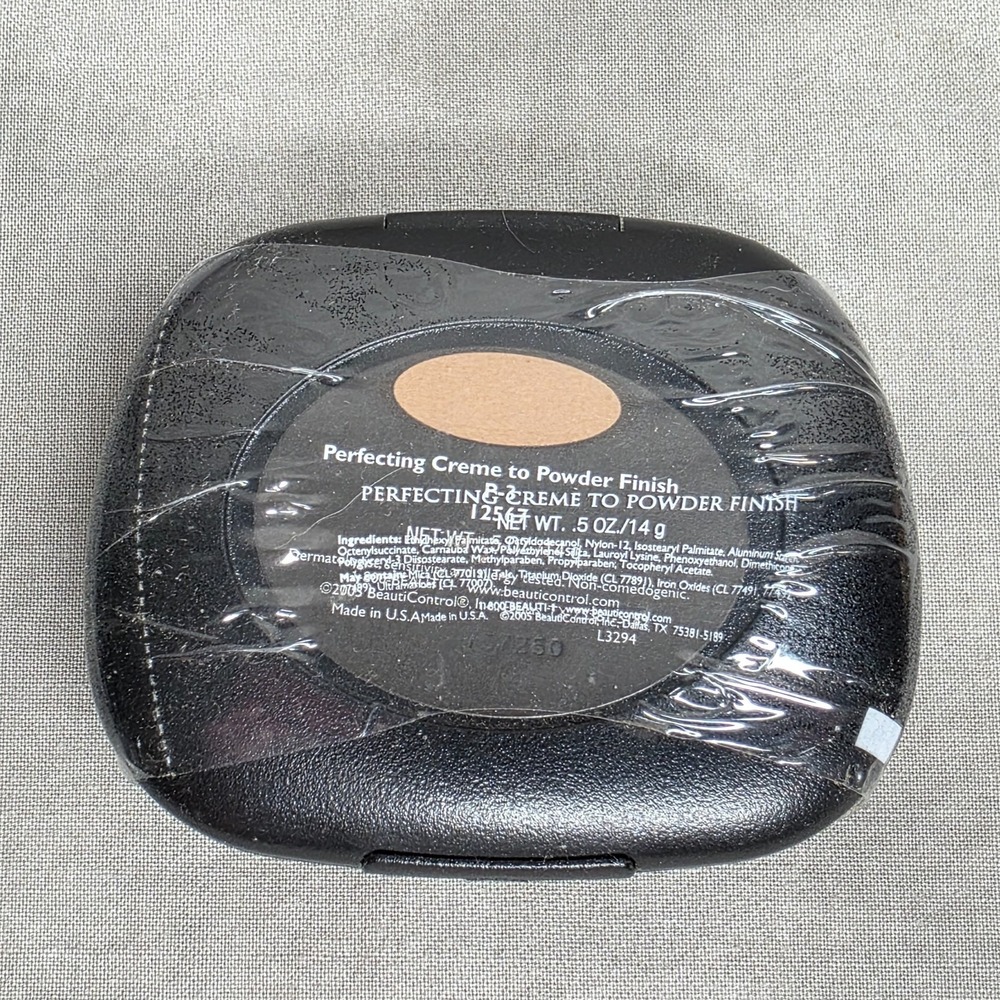 BeautiControl Perfecting Creme to Powder Finish Foundation P-2 12567 .5oz SEALED